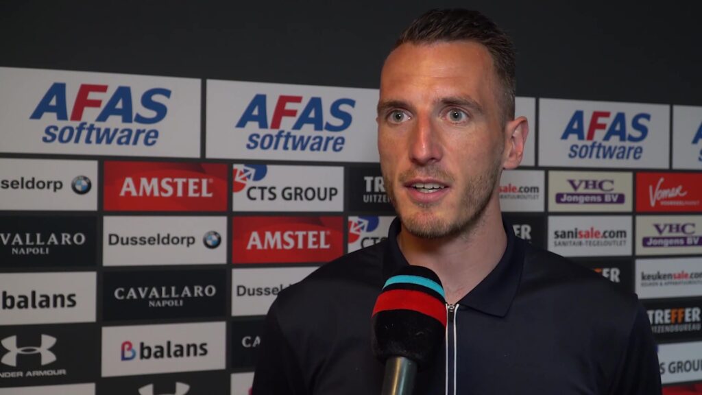 Hobie Verhulst tijdens een interview bij AZ