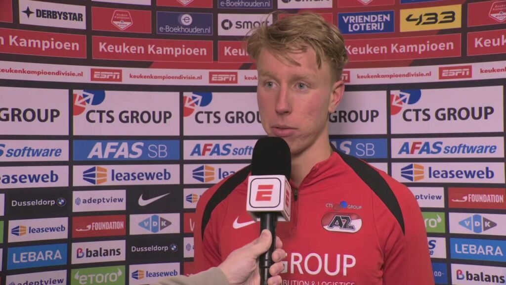 Billy van Duijl tijdens een interview als AZ-speler
